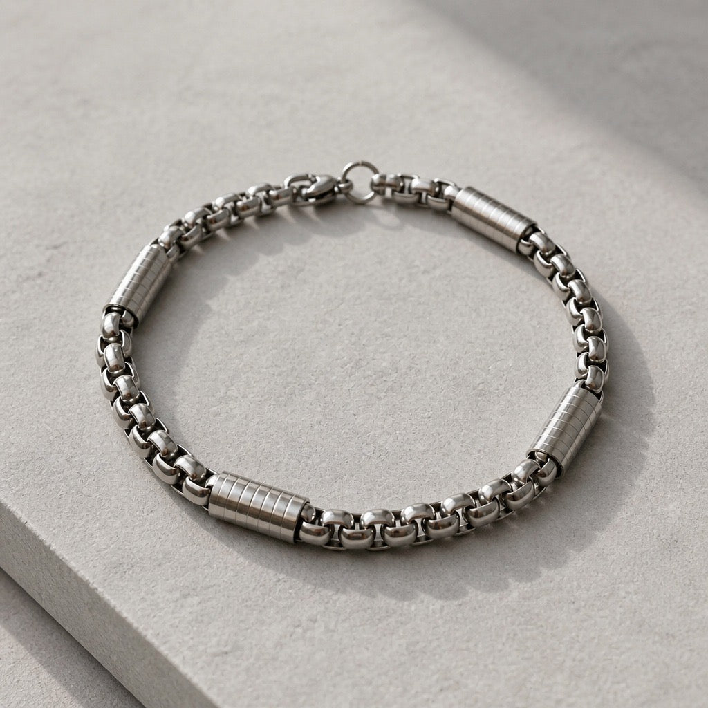 Unisex Stainless Steel Accent Chain Bracelet – Silver