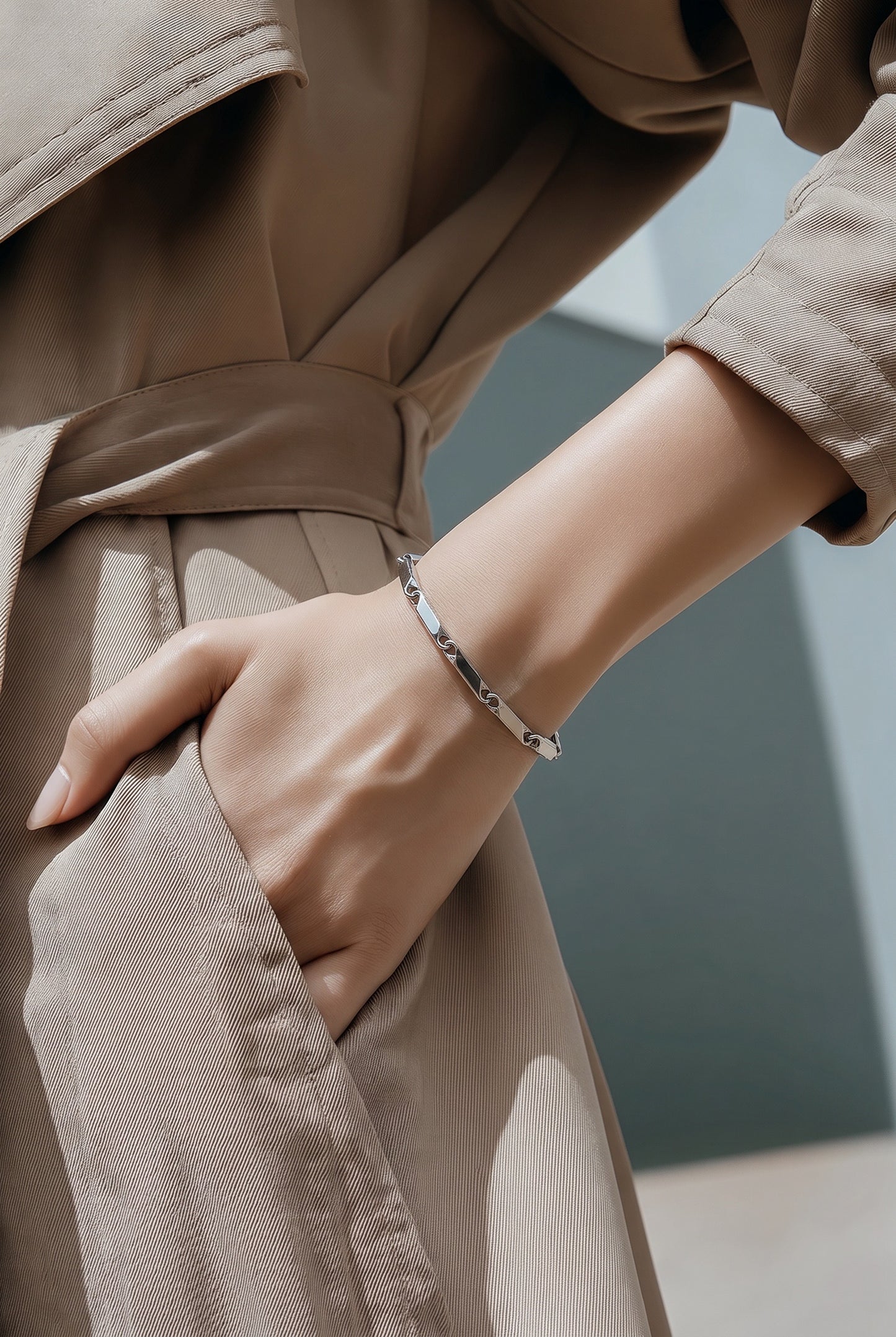 Unisex Stainless Steel Geometric Link Bracelet – Silver