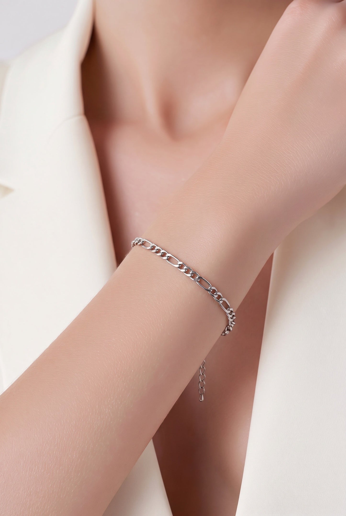 Stainless Steel Figaro Chain Bracelet – Gold & Silver