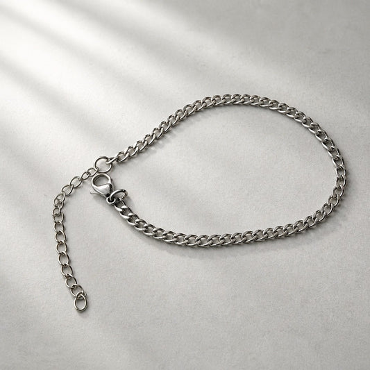 Stainless Steel Classic Curb Chain Bracelet – Gold & Silver